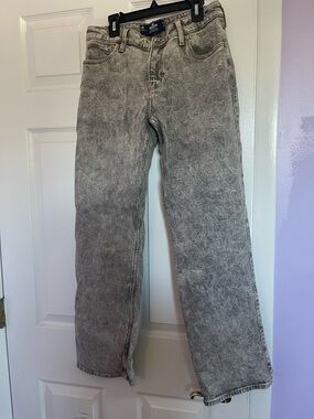 Women’s Gray Acid-Wash Dad Jeans